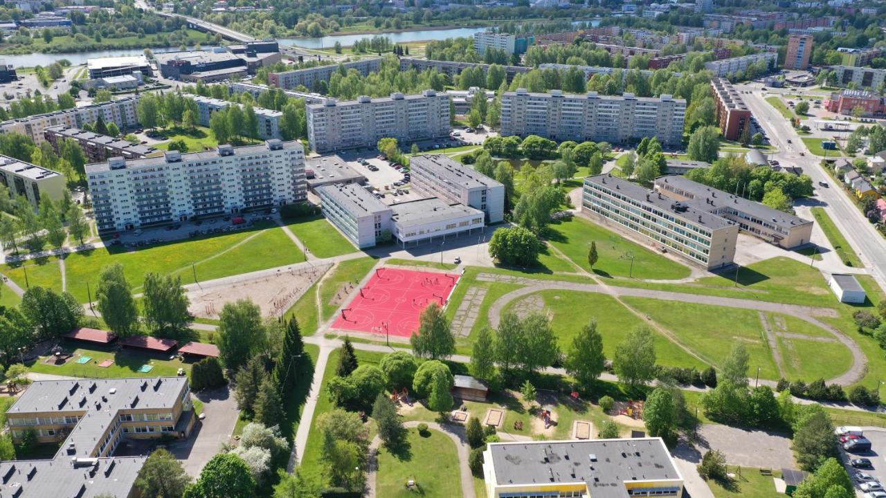 Over The River Apartment Tartu Exterior photo